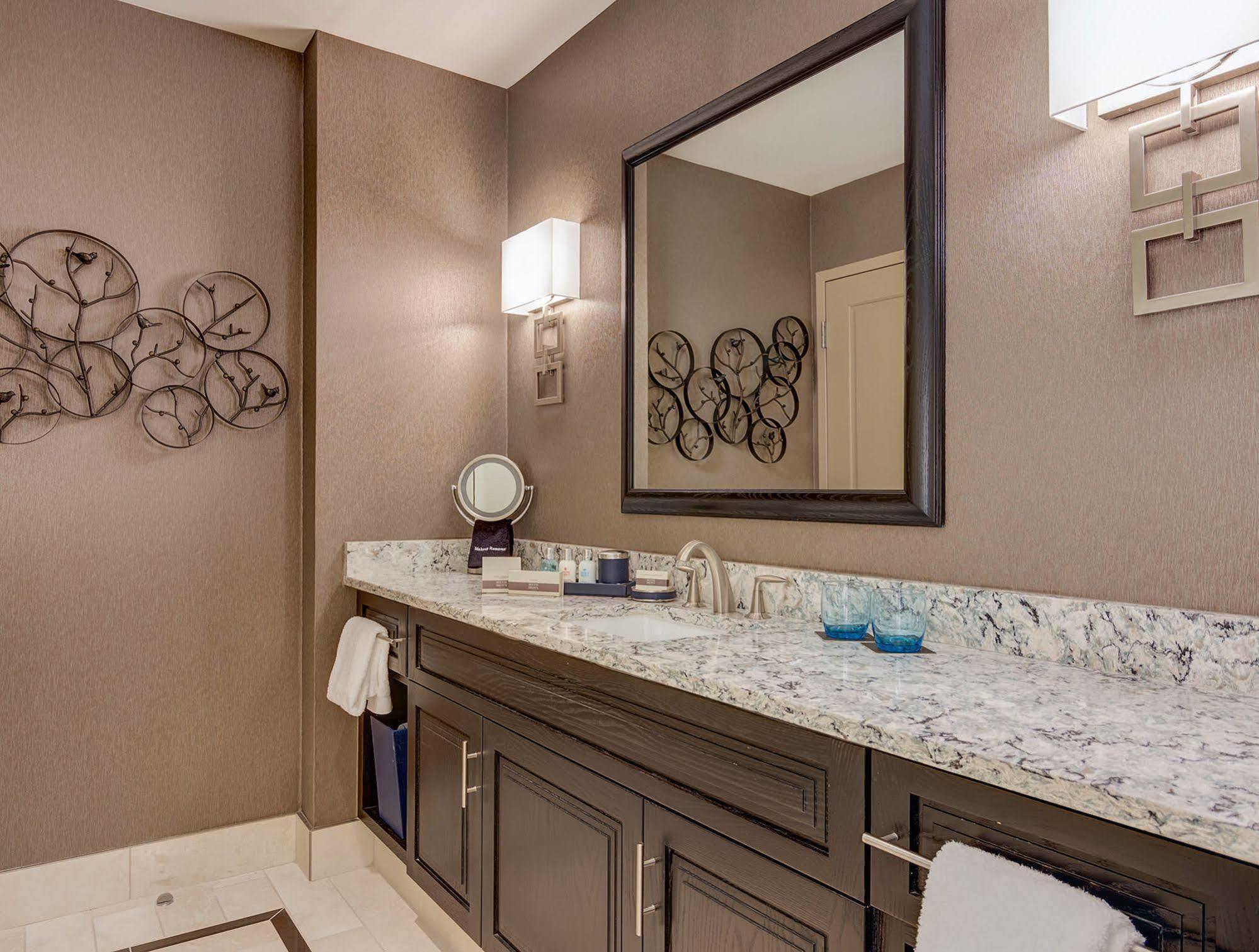 The Tennessean Personal Luxury Hotel Νόξβιλ Εξωτερικό φωτογραφία